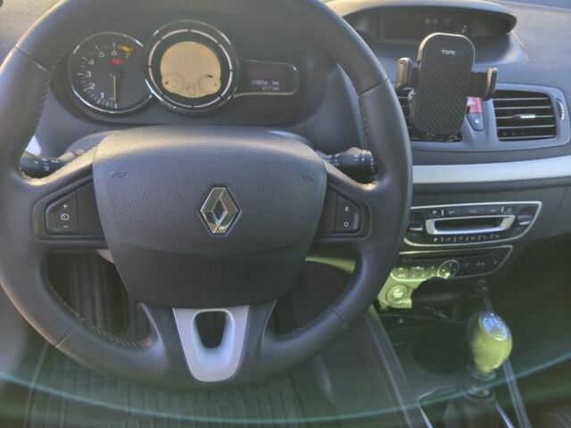 Серый Рено Меган, объемом двигателя 1.4 л и пробегом 215 тыс. км за 5900 $, фото 5 на Automoto.ua