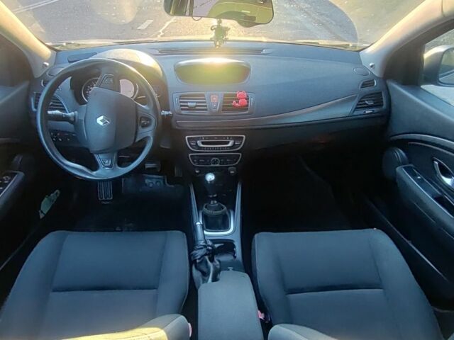 Сірий Рено Меган, об'ємом двигуна 1.6 л та пробігом 213 тис. км за 6500 $, фото 2 на Automoto.ua