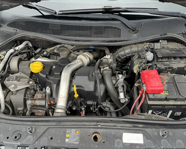 Серый Рено Меган, объемом двигателя 1.5 л и пробегом 277 тыс. км за 6000 $, фото 17 на Automoto.ua