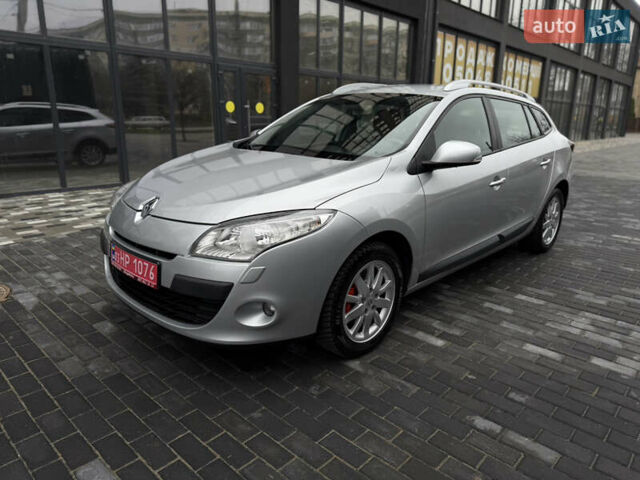 Сірий Рено Меган, об'ємом двигуна 1.6 л та пробігом 196 тис. км за 7850 $, фото 8 на Automoto.ua