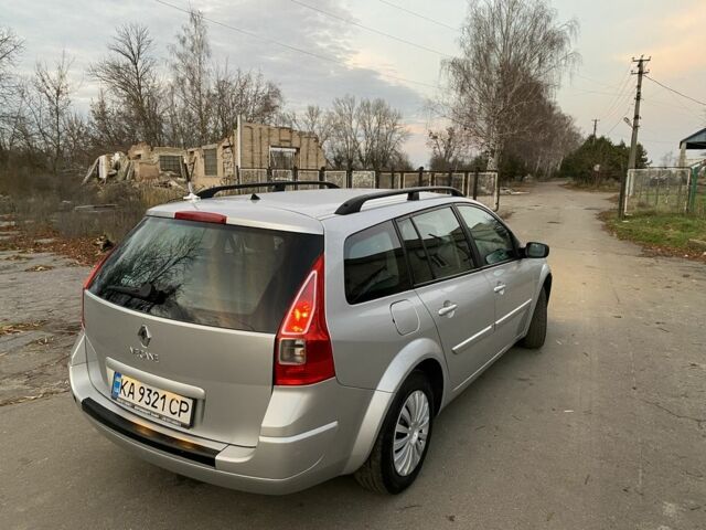 Сірий Рено Меган, об'ємом двигуна 1.6 л та пробігом 260 тис. км за 3750 $, фото 3 на Automoto.ua