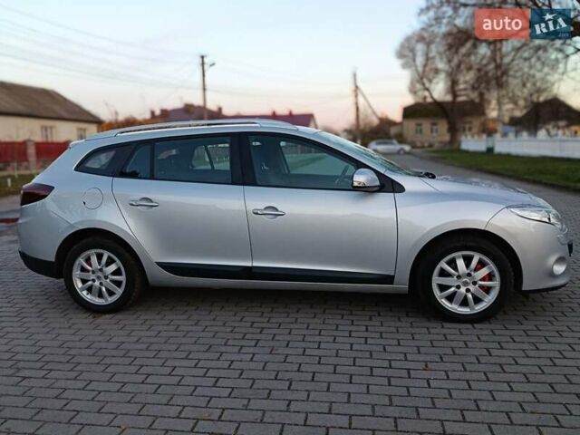 Серый Рено Меган, объемом двигателя 1.6 л и пробегом 195 тыс. км за 6800 $, фото 59 на Automoto.ua