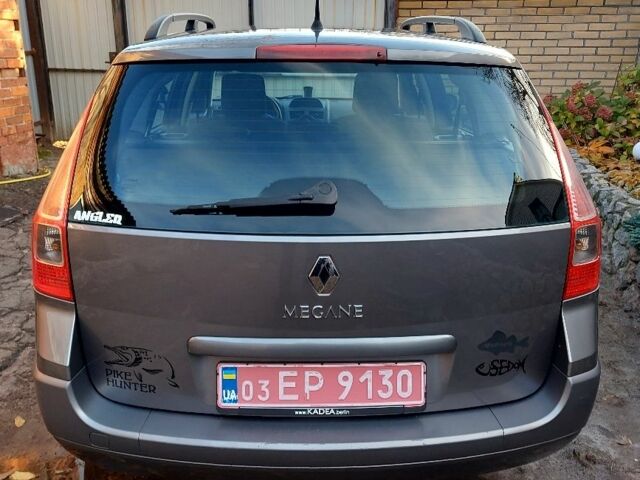 Серый Рено Меган, объемом двигателя 1.6 л и пробегом 226 тыс. км за 5900 $, фото 5 на Automoto.ua