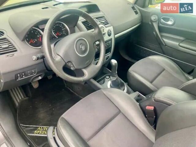 Серый Рено Меган, объемом двигателя 1.6 л и пробегом 168 тыс. км за 3737 $, фото 14 на Automoto.ua