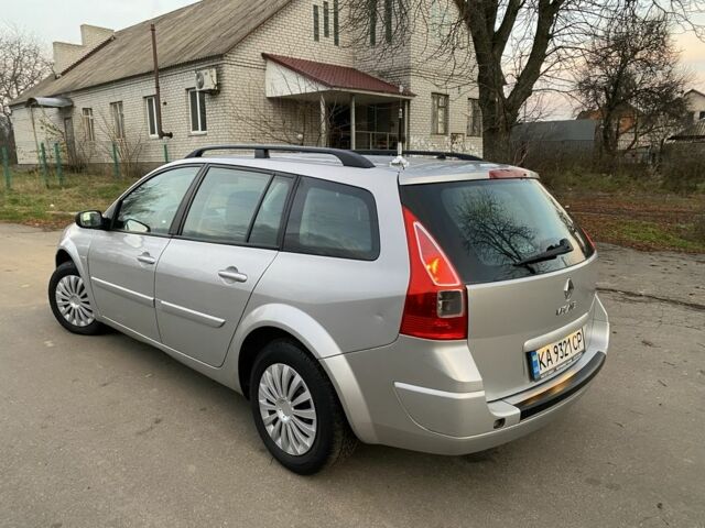 Сірий Рено Меган, об'ємом двигуна 1.6 л та пробігом 260 тис. км за 3750 $, фото 6 на Automoto.ua