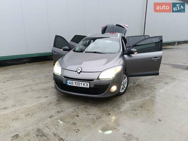 Сірий Рено Меган, об'ємом двигуна 1.5 л та пробігом 310 тис. км за 6800 $, фото 4 на Automoto.ua