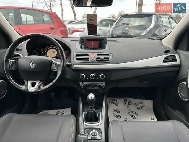 Сірий Рено Меган, об'ємом двигуна 1.5 л та пробігом 243 тис. км за 7300 $, фото 15 на Automoto.ua