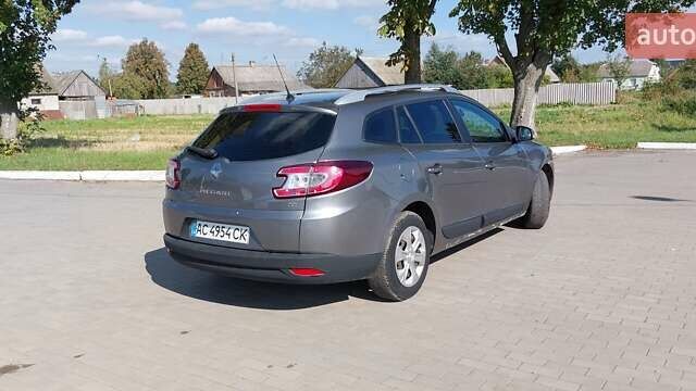 Сірий Рено Меган, об'ємом двигуна 1.46 л та пробігом 251 тис. км за 6000 $, фото 7 на Automoto.ua