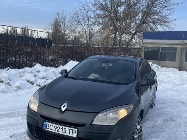 Сірий Рено Меган, об'ємом двигуна 1.5 л та пробігом 327 тис. км за 5800 $, фото 2 на Automoto.ua