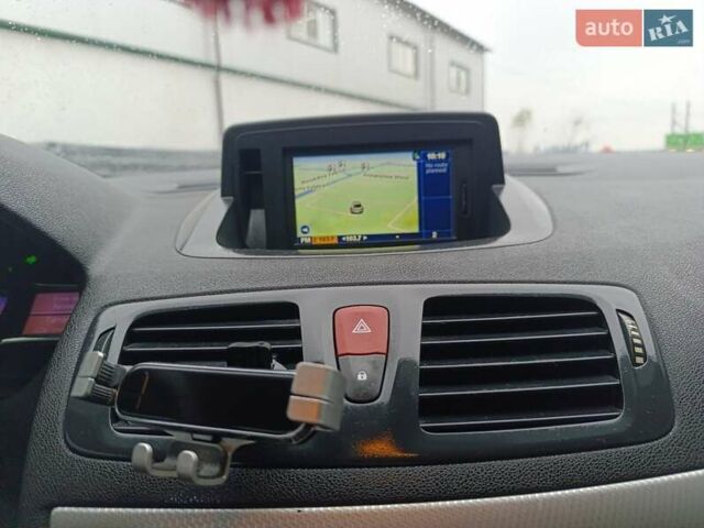 Сірий Рено Меган, об'ємом двигуна 1.5 л та пробігом 310 тис. км за 6800 $, фото 30 на Automoto.ua