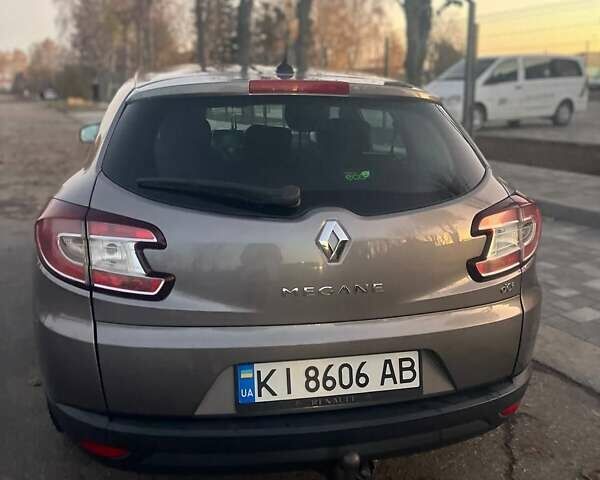 Серый Рено Меган, объемом двигателя 1.46 л и пробегом 274 тыс. км за 7100 $, фото 17 на Automoto.ua