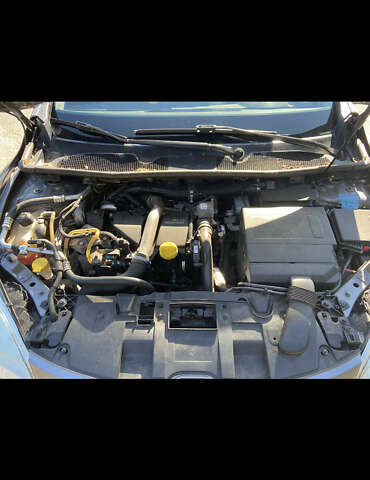 Серый Рено Меган, объемом двигателя 1.46 л и пробегом 293 тыс. км за 7800 $, фото 18 на Automoto.ua