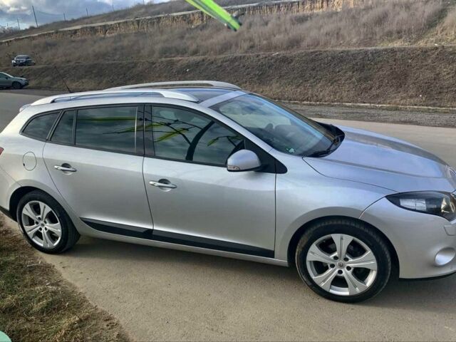 Серый Рено Меган, объемом двигателя 1.5 л и пробегом 242 тыс. км за 7990 $, фото 4 на Automoto.ua