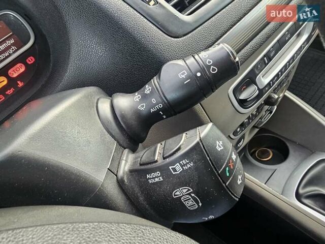 Серый Рено Меган, объемом двигателя 1.46 л и пробегом 257 тыс. км за 5150 $, фото 38 на Automoto.ua