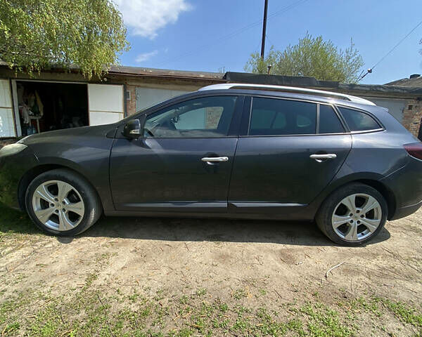 Серый Рено Меган, объемом двигателя 1.5 л и пробегом 270 тыс. км за 7500 $, фото 5 на Automoto.ua