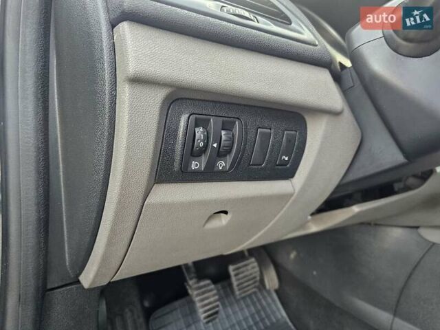 Серый Рено Меган, объемом двигателя 1.46 л и пробегом 257 тыс. км за 5150 $, фото 49 на Automoto.ua