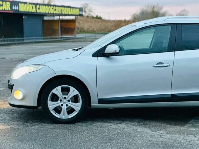 Сірий Рено Меган, об'ємом двигуна 1.5 л та пробігом 345 тис. км за 5999 $, фото 5 на Automoto.ua