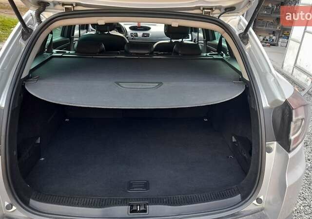 Серый Рено Меган, объемом двигателя 1.46 л и пробегом 223 тыс. км за 6800 $, фото 13 на Automoto.ua