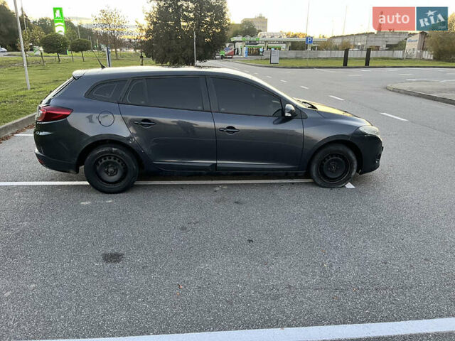 Сірий Рено Меган, об'ємом двигуна 1.46 л та пробігом 328 тис. км за 5500 $, фото 6 на Automoto.ua