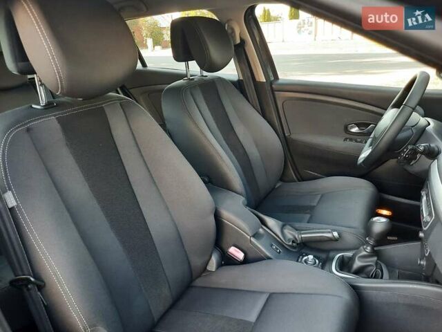 Серый Рено Меган, объемом двигателя 1.6 л и пробегом 183 тыс. км за 7600 $, фото 74 на Automoto.ua