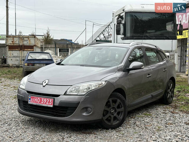 Сірий Рено Меган, об'ємом двигуна 1.6 л та пробігом 227 тис. км за 7300 $, фото 7 на Automoto.ua
