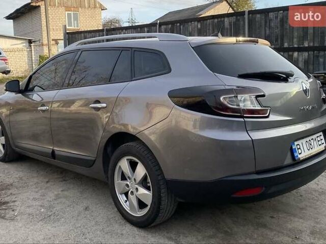 Серый Рено Меган, объемом двигателя 1.5 л и пробегом 320 тыс. км за 7000 $, фото 4 на Automoto.ua