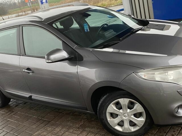 Серый Рено Меган, объемом двигателя 1.9 л и пробегом 247 тыс. км за 6114 $, фото 2 на Automoto.ua