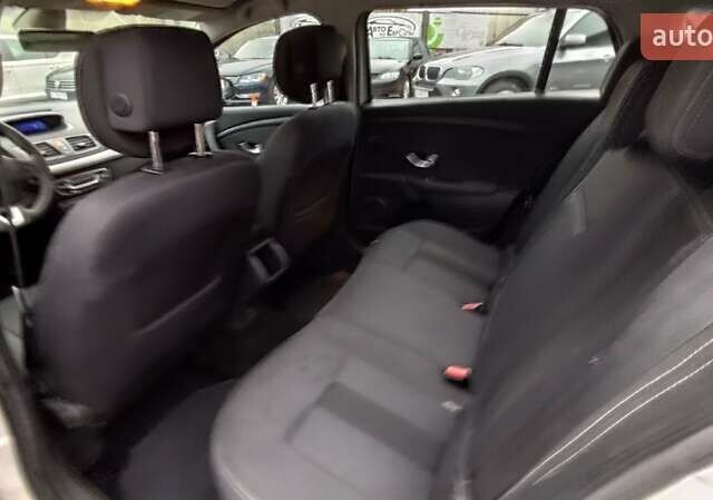 Серый Рено Меган, объемом двигателя 1.46 л и пробегом 236 тыс. км за 6750 $, фото 19 на Automoto.ua