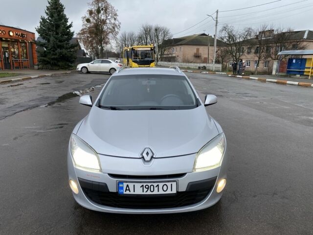 Серый Рено Меган, объемом двигателя 1.5 л и пробегом 306 тыс. км за 6300 $, фото 23 на Automoto.ua