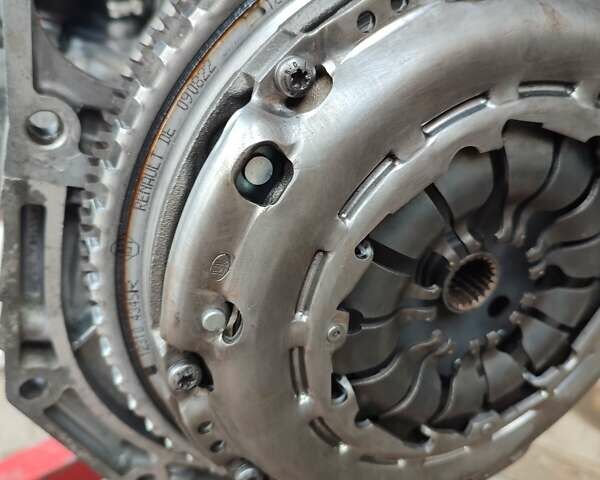 Серый Рено Меган, объемом двигателя 1.4 л и пробегом 250 тыс. км за 7500 $, фото 41 на Automoto.ua