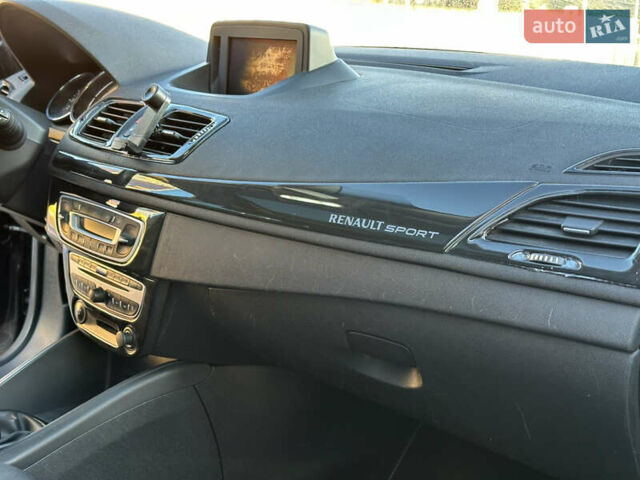 Сірий Рено Меган, об'ємом двигуна 1.6 л та пробігом 225 тис. км за 8299 $, фото 10 на Automoto.ua