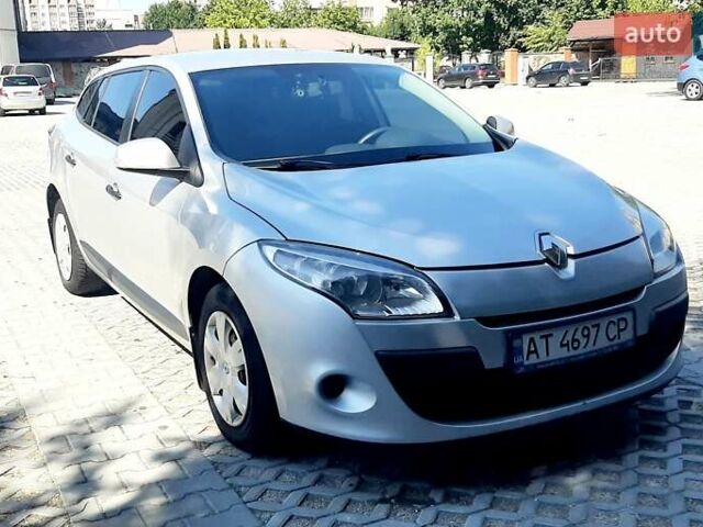 Серый Рено Меган, объемом двигателя 1.5 л и пробегом 350 тыс. км за 6500 $, фото 26 на Automoto.ua