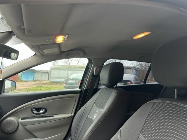 Серый Рено Меган, объемом двигателя 1.5 л и пробегом 285 тыс. км за 5700 $, фото 12 на Automoto.ua