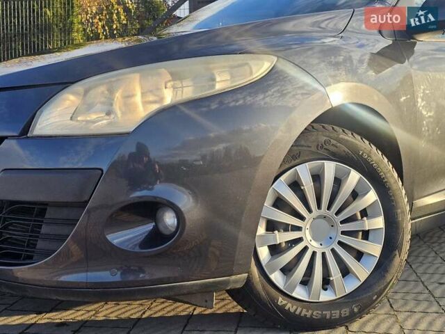 Серый Рено Меган, объемом двигателя 1.46 л и пробегом 257 тыс. км за 5150 $, фото 10 на Automoto.ua