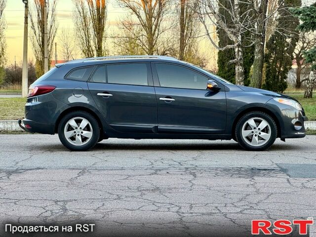 Серый Рено Меган, объемом двигателя 1.5 л и пробегом 223 тыс. км за 6999 $, фото 3 на Automoto.ua