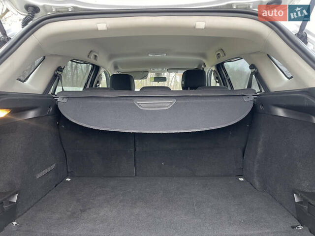 Серый Рено Меган, объемом двигателя 1.6 л и пробегом 225 тыс. км за 7700 $, фото 24 на Automoto.ua