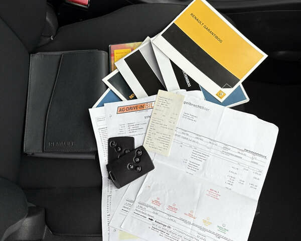 Сірий Рено Меган, об'ємом двигуна 1.6 л та пробігом 227 тис. км за 7300 $, фото 55 на Automoto.ua