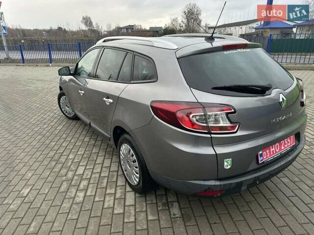 Серый Рено Меган, объемом двигателя 1.6 л и пробегом 134 тыс. км за 6999 $, фото 8 на Automoto.ua