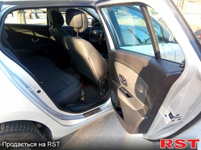 Сірий Рено Меган, об'ємом двигуна 1.5 л та пробігом 296 тис. км за 5500 $, фото 4 на Automoto.ua