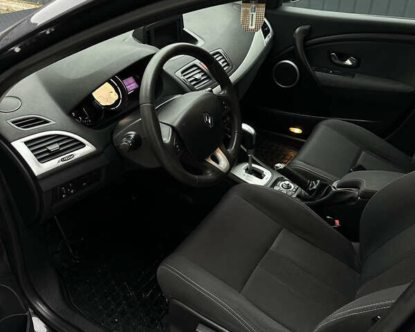 Серый Рено Меган, объемом двигателя 1.5 л и пробегом 215 тыс. км за 6800 $, фото 31 на Automoto.ua