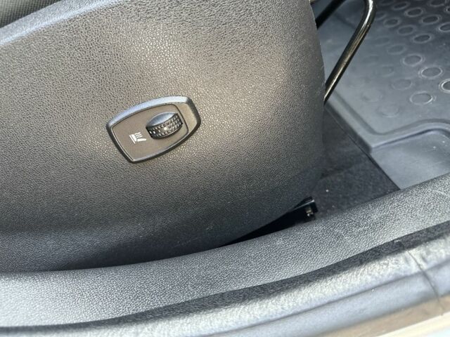 Серый Рено Меган, объемом двигателя 1.5 л и пробегом 195 тыс. км за 6999 $, фото 10 на Automoto.ua