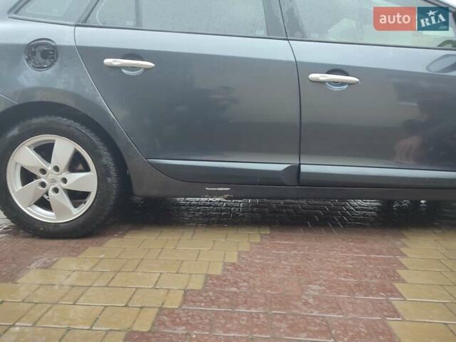 Серый Рено Меган, объемом двигателя 1.4 л и пробегом 250 тыс. км за 7500 $, фото 62 на Automoto.ua