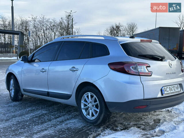 Серый Рено Меган, объемом двигателя 1.46 л и пробегом 320 тыс. км за 5900 $, фото 2 на Automoto.ua