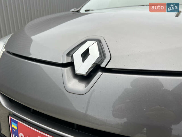 Серый Рено Меган, объемом двигателя 1.6 л и пробегом 182 тыс. км за 7800 $, фото 14 на Automoto.ua