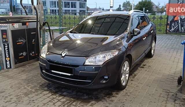 Серый Рено Меган, объемом двигателя 1.5 л и пробегом 273 тыс. км за 7750 $, фото 1 на Automoto.ua