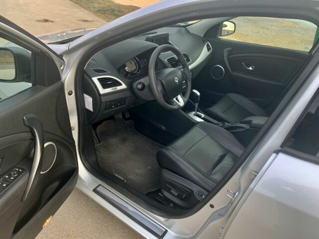 Серый Рено Меган, объемом двигателя 1.5 л и пробегом 242 тыс. км за 7990 $, фото 8 на Automoto.ua