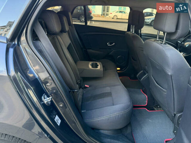 Серый Рено Меган, объемом двигателя 1.46 л и пробегом 223 тыс. км за 6999 $, фото 28 на Automoto.ua