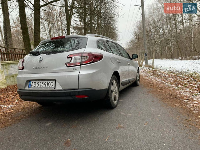 Серый Рено Меган, объемом двигателя 1.46 л и пробегом 260 тыс. км за 7100 $, фото 11 на Automoto.ua