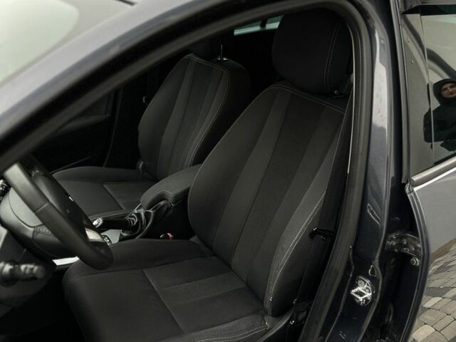 Серый Рено Меган, объемом двигателя 1.5 л и пробегом 214 тыс. км за 6800 $, фото 15 на Automoto.ua