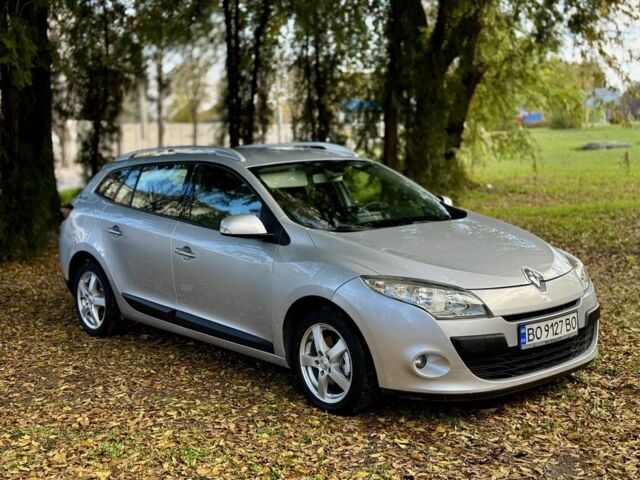 Серый Рено Меган, объемом двигателя 1.5 л и пробегом 280 тыс. км за 6800 $, фото 4 на Automoto.ua